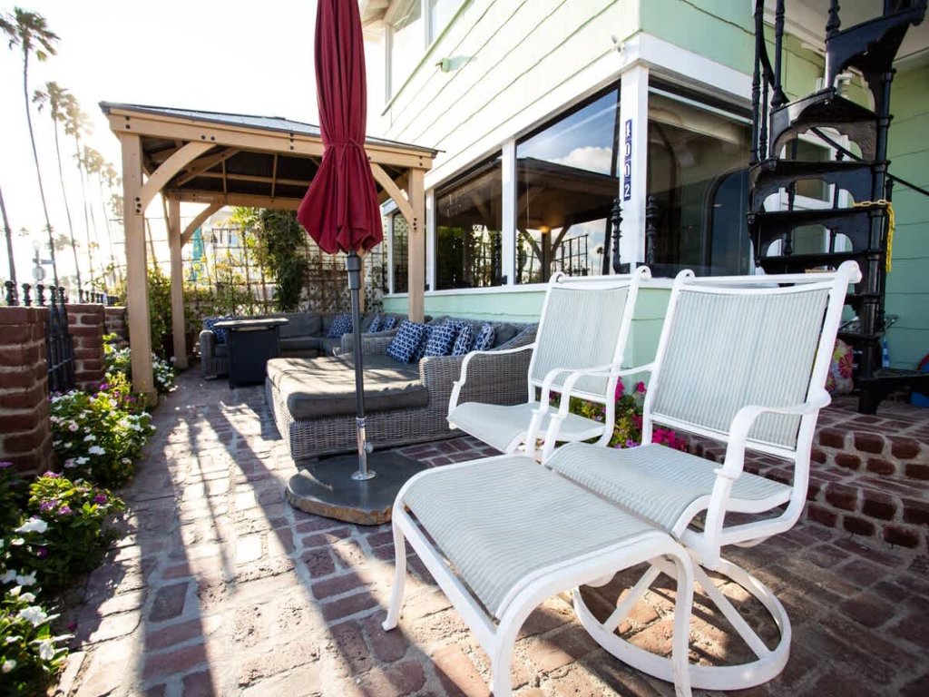  1002 E. Oceanfront | Biggest Oceanfront in Newport Sleeps 20 Vacation Rental in Newport Beach - RedAwning