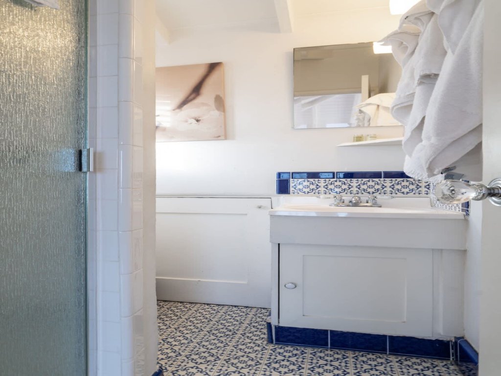  1002 E. Oceanfront | Biggest Oceanfront in Newport Sleeps 20 Vacation Rental in Newport Beach - RedAwning