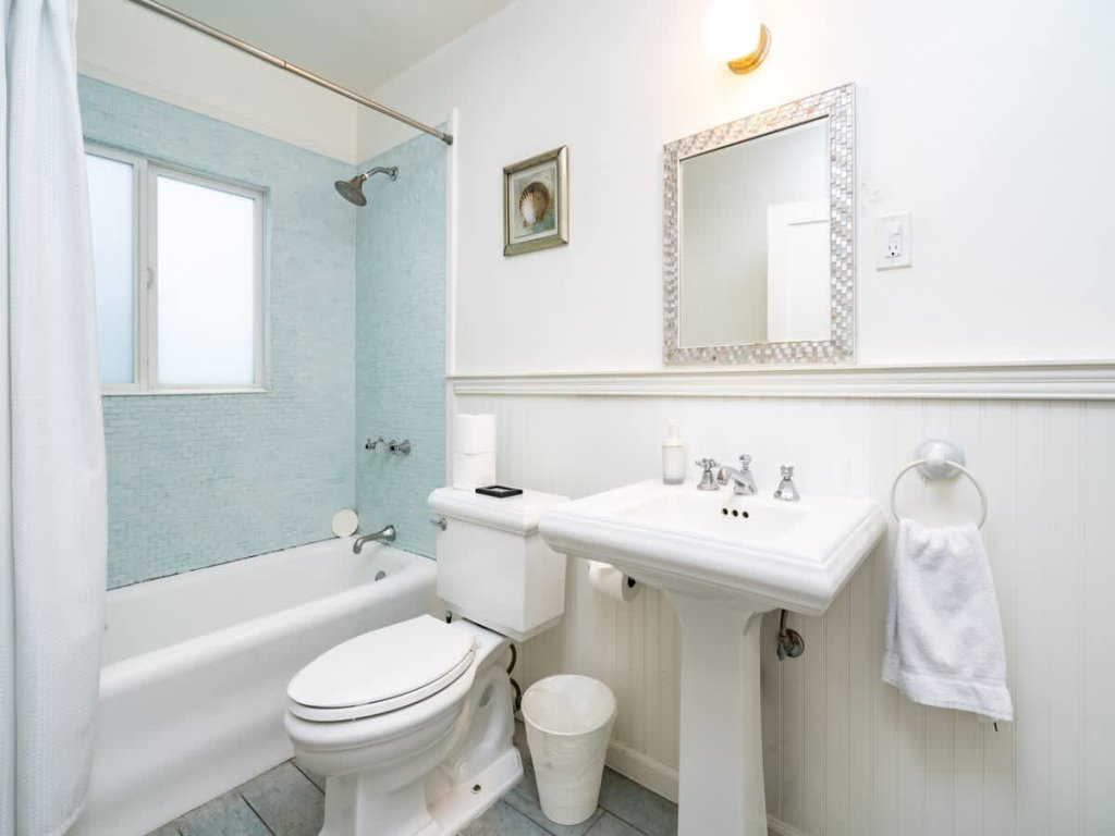  1002 E. Oceanfront | Biggest Oceanfront in Newport Sleeps 20 Vacation Rental in Newport Beach - RedAwning