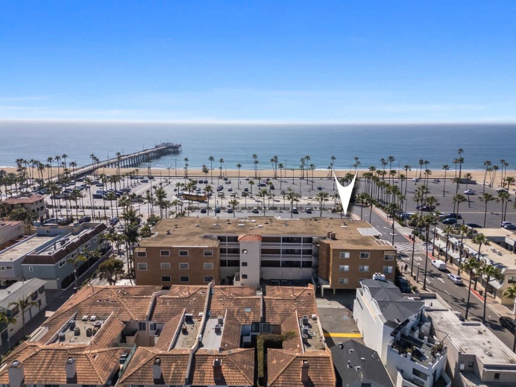 600 E Oceanfront 3G | Modern Penthouse Condo w/Ocean Views Vacation Rental in Newport Beach - RedAwning
