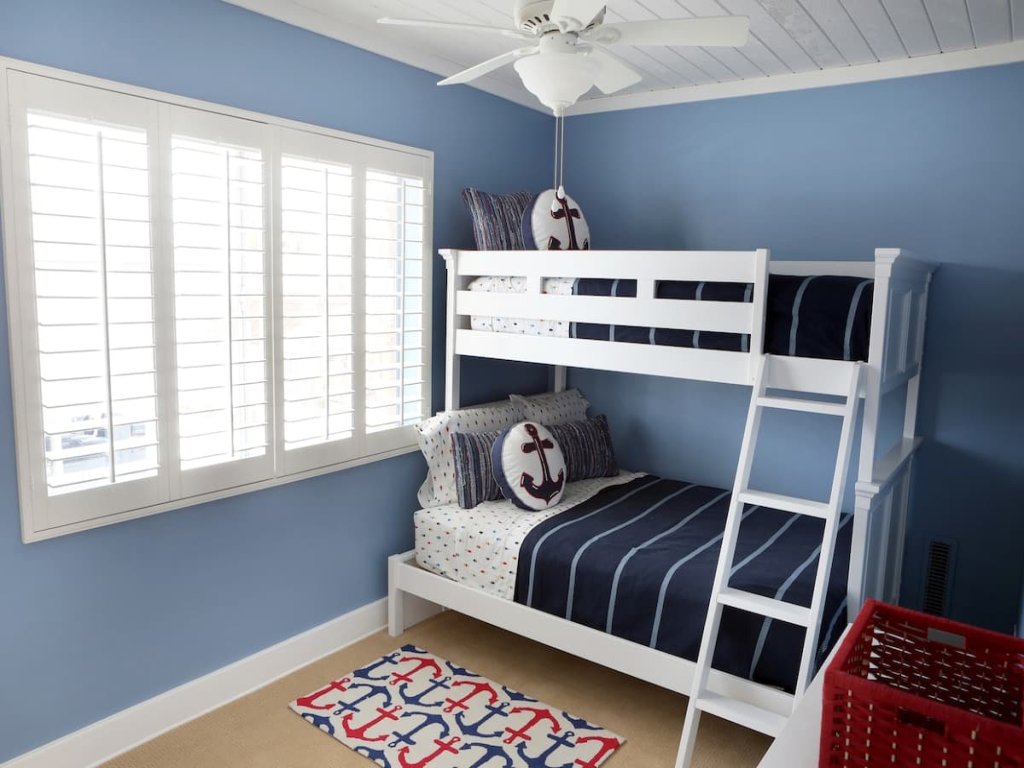 1400 S Bayfront | Amazing Bayfront Dream 5 bdrm Sleeps 11 Vacation Rental in Newport Beach - RedAwning