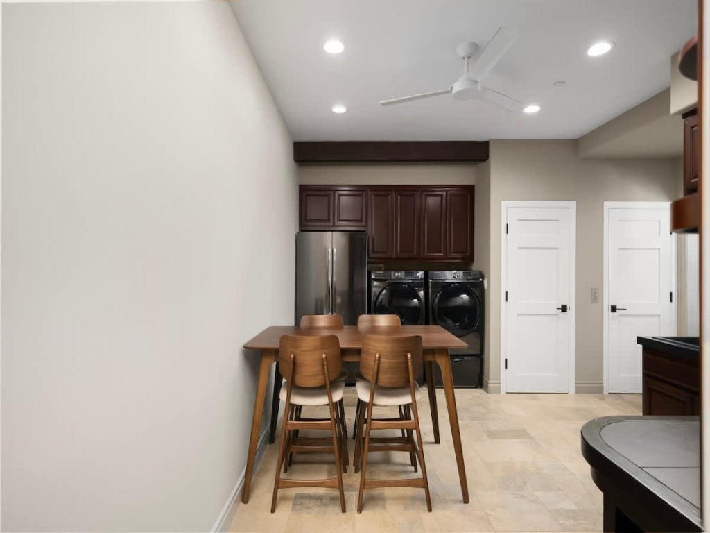2204 Waterfront Drive | Luxury Coastal Escape Vacation Rental in Newport Beach - RedAwning