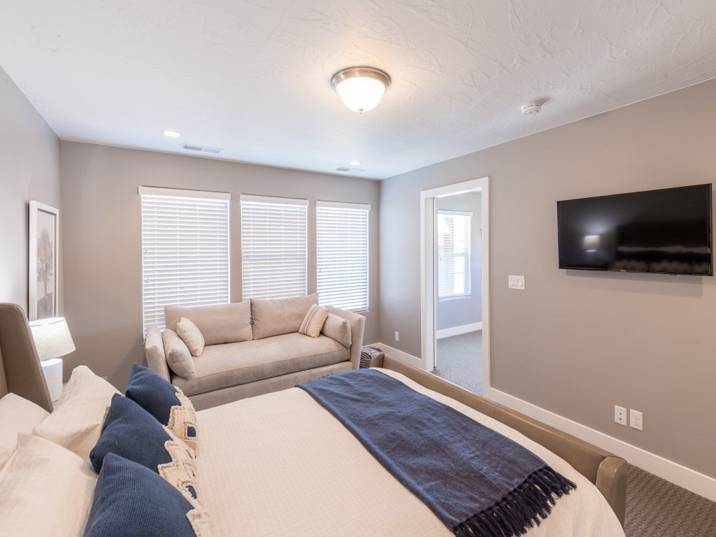 Snow Canyon Sunrise Vacation Rental in St. George - RedAwning