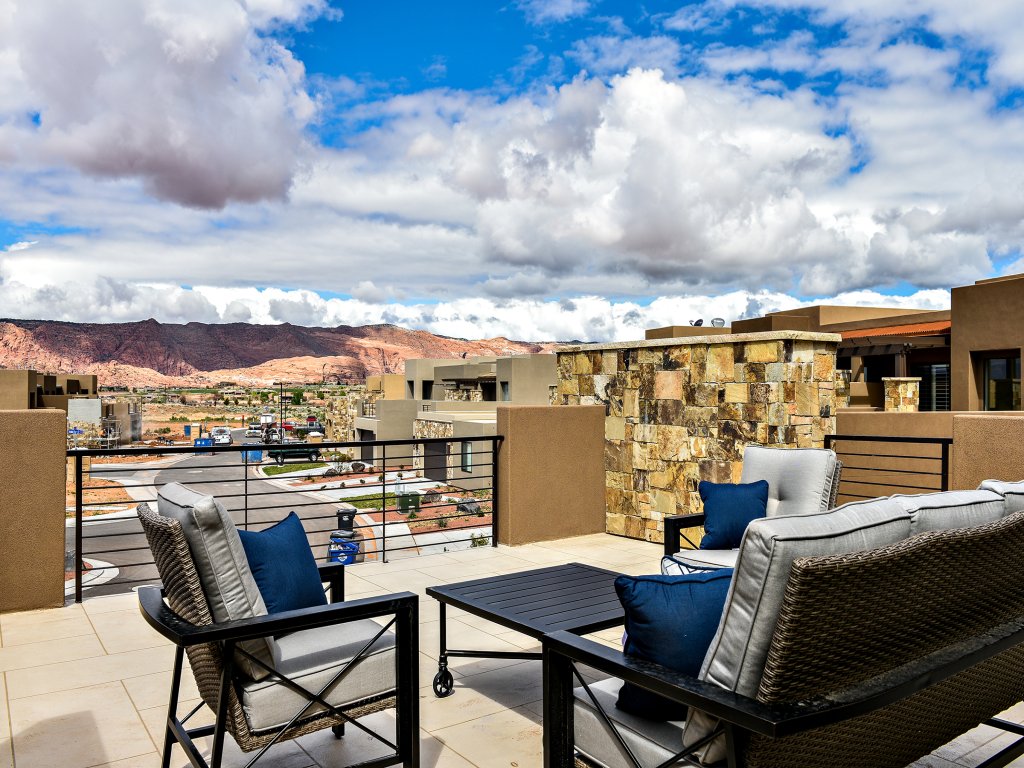 Snow Canyon Sunrise Vacation Rental in St. George - RedAwning
