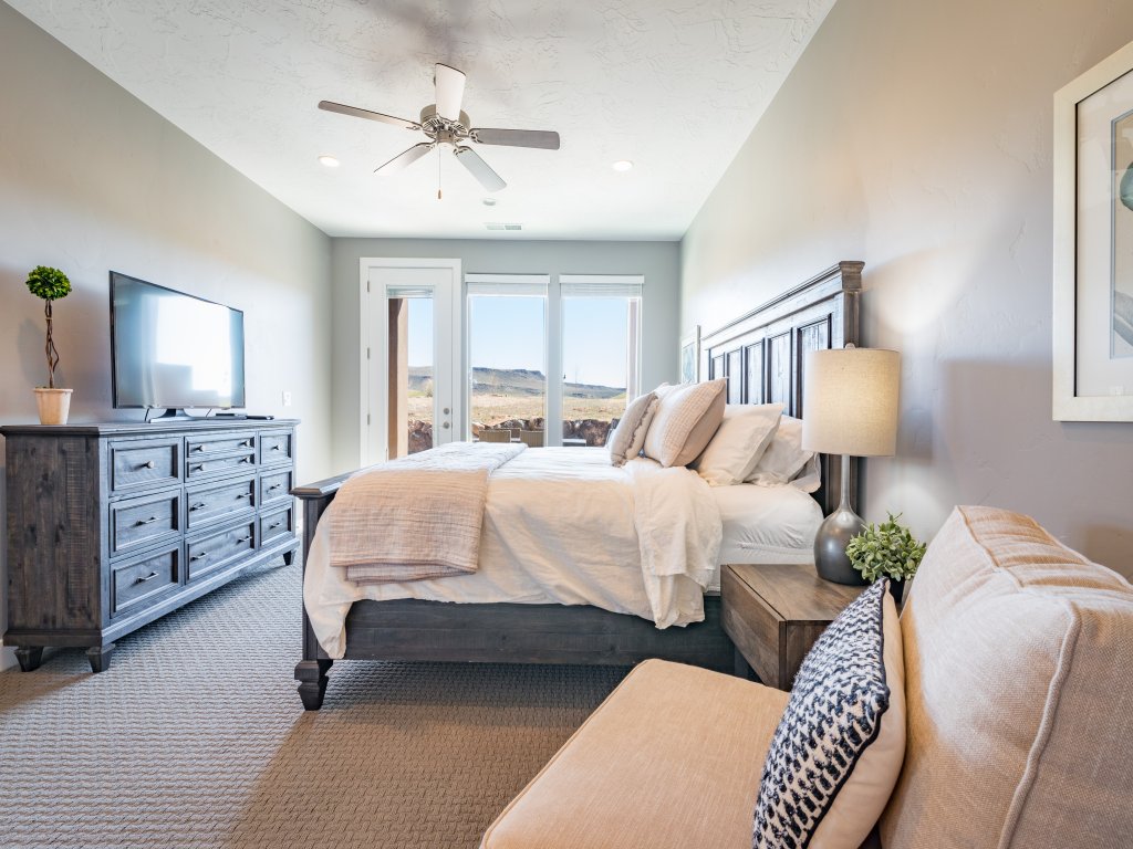 Snow Canyon Sunrise Vacation Rental in St. George - RedAwning