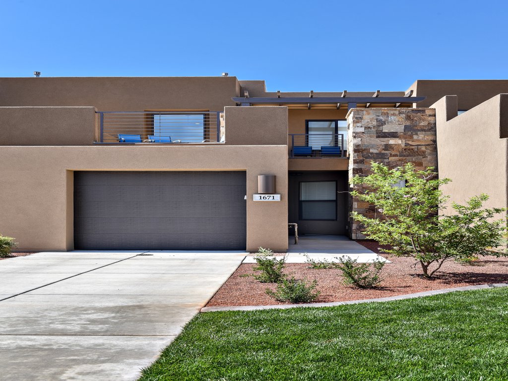 Desert Cool Vacation Rental in St. George - RedAwning