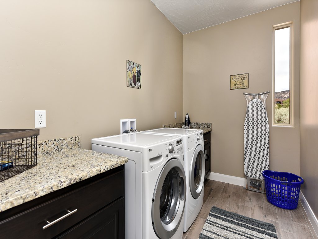 Escape On The 18th Hole Vacation Rental in St. George - RedAwning