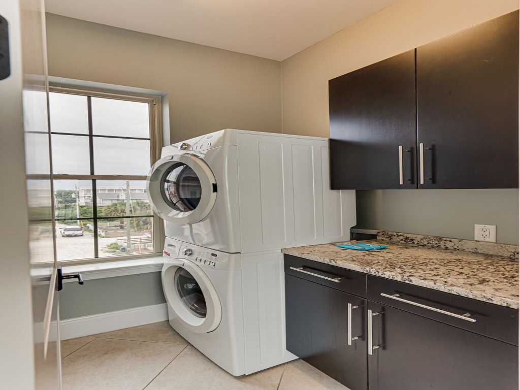 Ocean Front Escape Vacation Rental in Miramar Beach - RedAwning