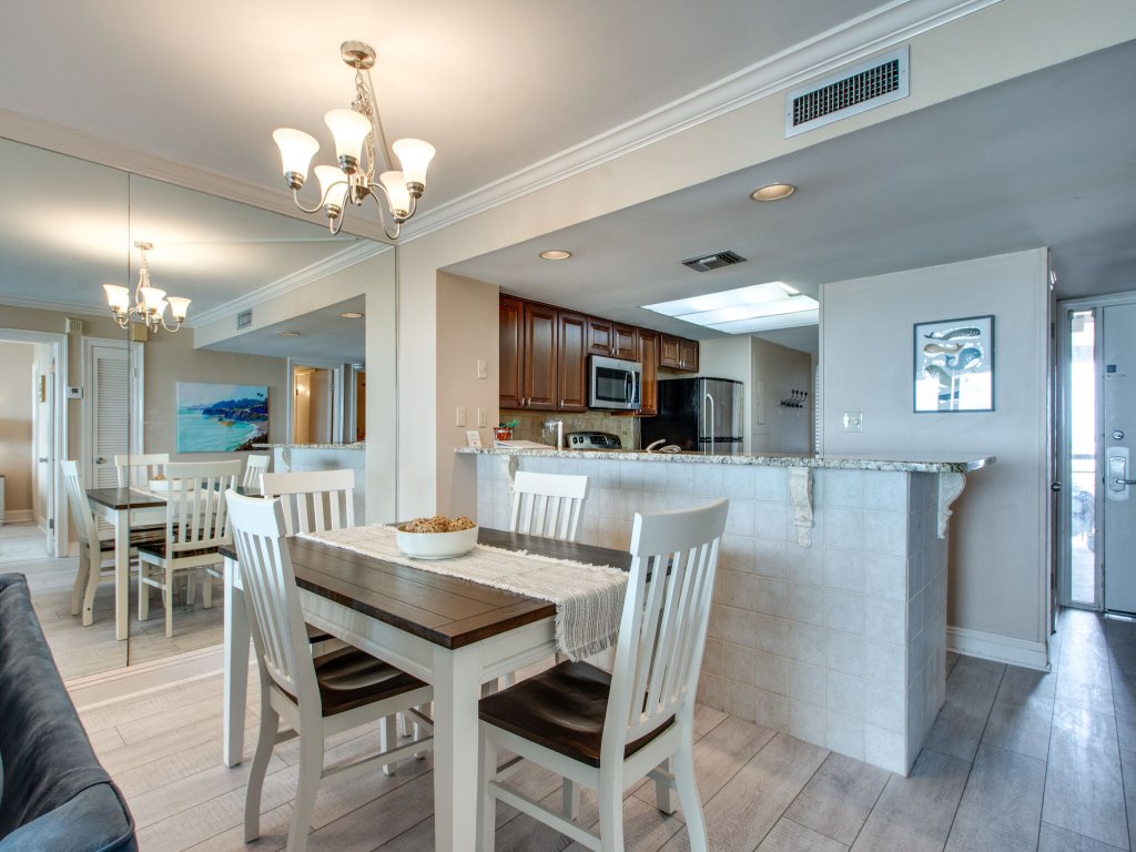 Elite Paradise Vacation Rental in Miramar Beach - RedAwning