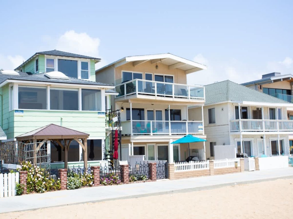 1005 E. Balboa A | Gorgeous Oceanfront w/ HUGE patio Vacation Rental in Newport Beach - RedAwning