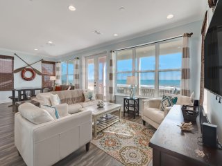 Magnificent Modern Beach House with Ocean View from All Rooms