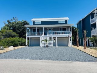 Buckeye's at the Beach / 110 Frigate Dr