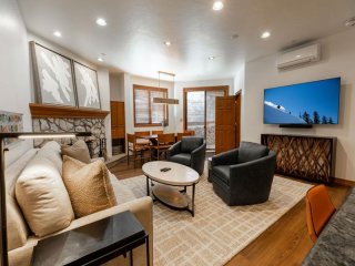 Strawberry Park Condo with Ski Access