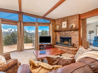 Macmillan Vacation Home at Windcliff