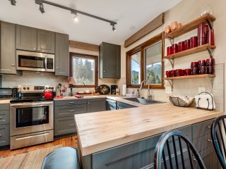 Pine Solo Vacation Home at Windcliff