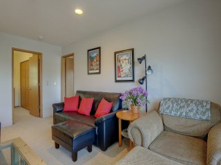 13 Lodge Condo Minutes Away from Golfing, Biking, and Playground