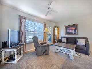 Alley's 22 Condo with Direct Deck Access