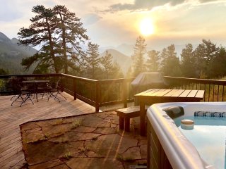 Tranquil Vacation Home at Windcliff