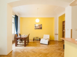 Central Apartment with Netflix subscription - image