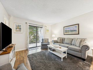 Newly Renovated Condo with Easy Access to Pool and Tennis Courts