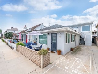 129 Opal A | Remodeled Gem Balboa Island Beach House