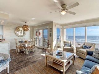 Gorgeous Oceanfront Views Condo with On Site Pool and Fully Covered Parking