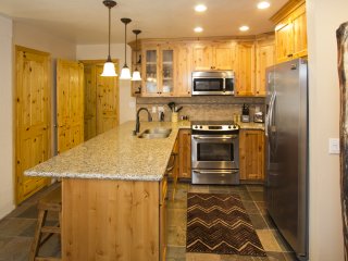 #5 Modern Rustic Charm