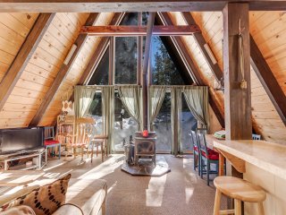 Popular A-Frame Cabin with Deck &amp; Views- VH 216