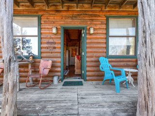 Mighty Oak Log Cabin