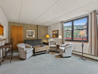 Village Square 1 Bedroom Condo #363