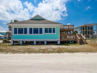 Dog Friendly Beachfront Condo, Direct Access to Beach