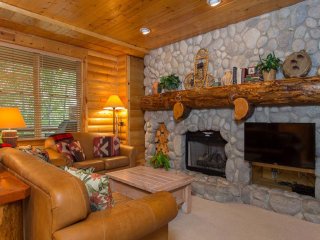 Comstock Lodge at Deer Valley Resort- Two Bedroom Condo with Hot Tub #202