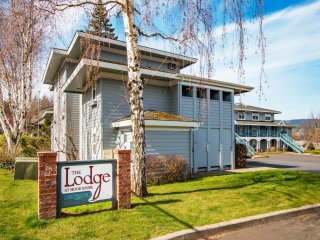 04 Lodge