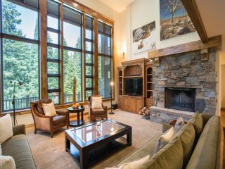 9201- Silver Aspen- Four Bedroom + Loft Luxury Townhome