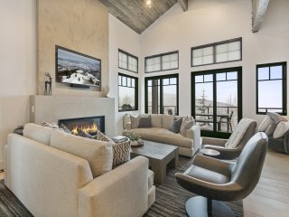 50- Six Bedroom with Spa Stag Lodge