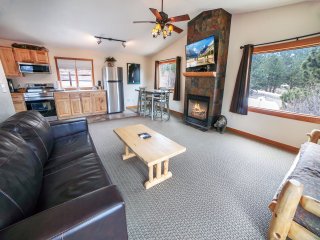 Rocky Mountain Retreat 1B