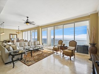 Oceania 902- Gulf Front 3 BR- sleeps 6