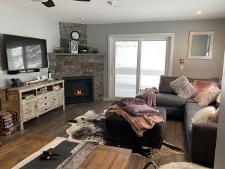 Killington Center Inn & Suites- 1 Bed 2 Bath Sleeps 4- 1K SS