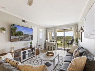 Ocean Links- 3rd Floor w/ Ocean View!!