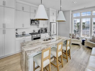 Vista del Mare | 45 Seapointe Lane