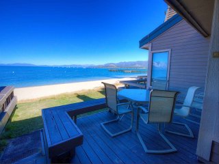 LLC1239- Sky Lake Splendor