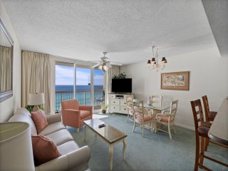 Pelican Beach 1008