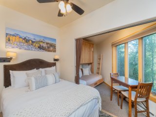 Viking Lodge 100B