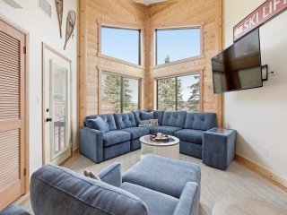Seven Springs Stoneridge 1 BR+Loft Deluxe Condo