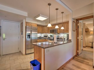 Mountain Plaza 1 Bedroom Condo #320