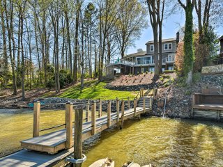 4BR Riviera Paradise w/ Private Dock!