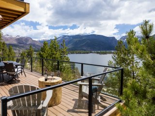 Ski Shores: The Lodge