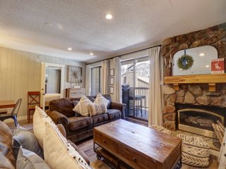 CM325- 29 Copper Mtn Inn 2Br 2Ba