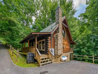 Sunrise Woods Retreat