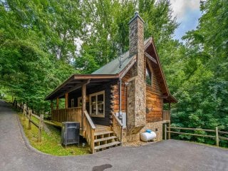 Sunrise Woods Retreat